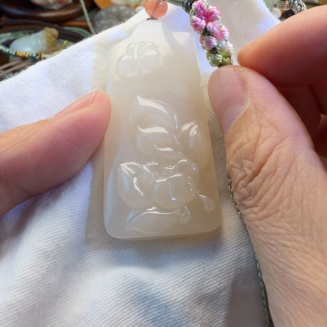 崔***泡和田玉未镶嵌颈饰