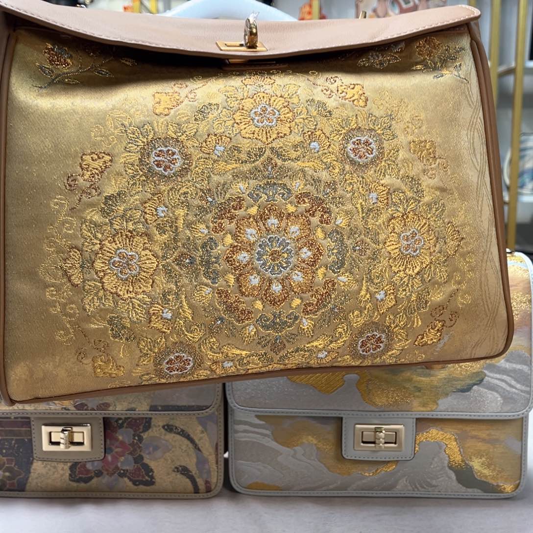 织绣毛直播间浮力大漏