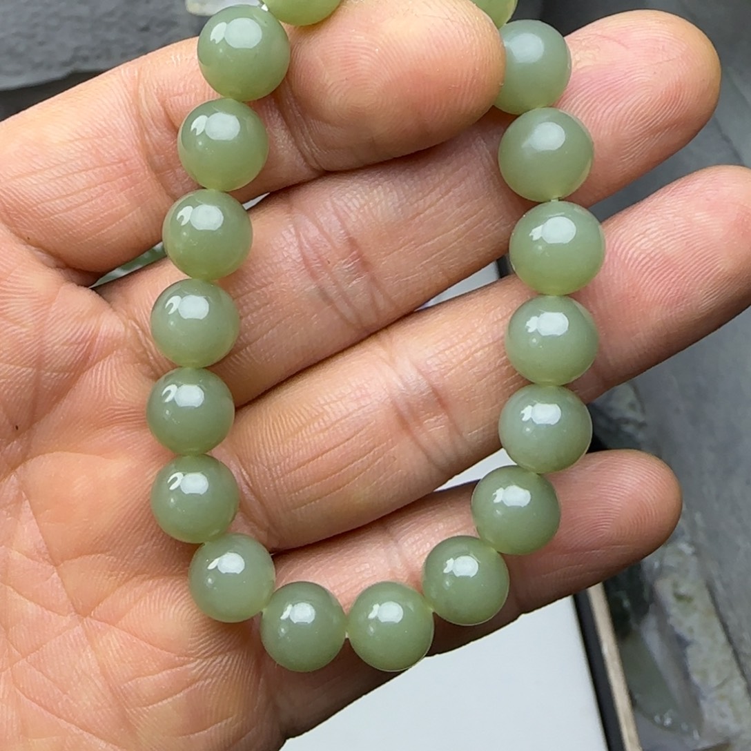 和田玉未镶嵌颈饰10