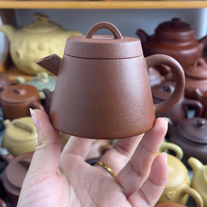 茶壶紫砂140cc紫泥半手