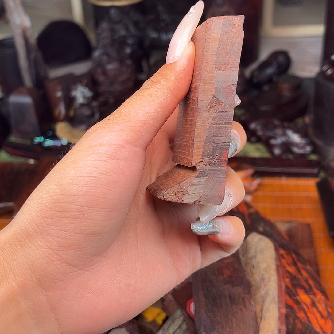 利***益檀香紫檀（小叶紫檀）