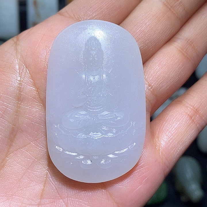 和田玉细油润羊脂白观音未镶嵌