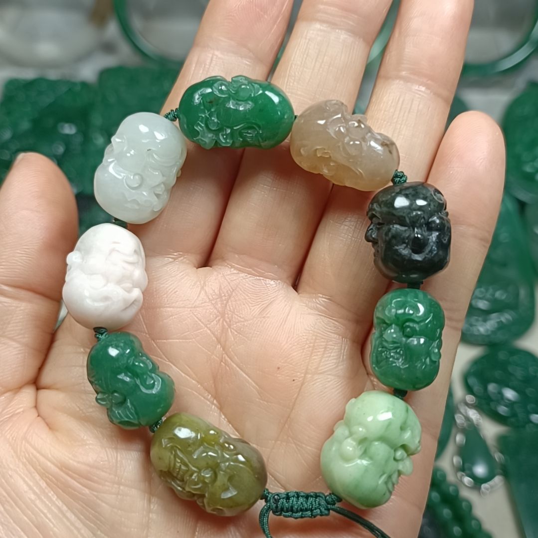 独山玉未镶嵌十八罗汉