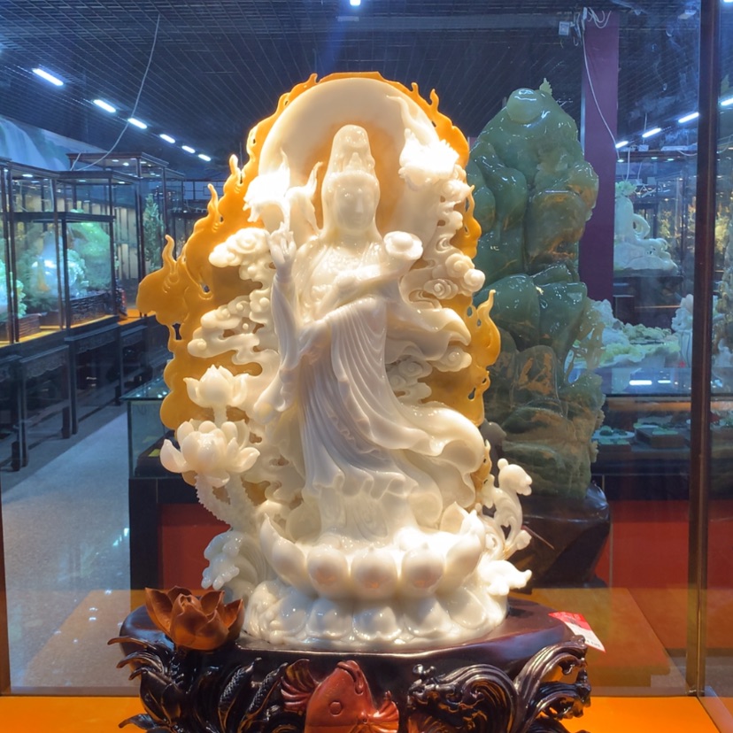 【闪购商品】蛇纹石玉未镶嵌摆件覆膜