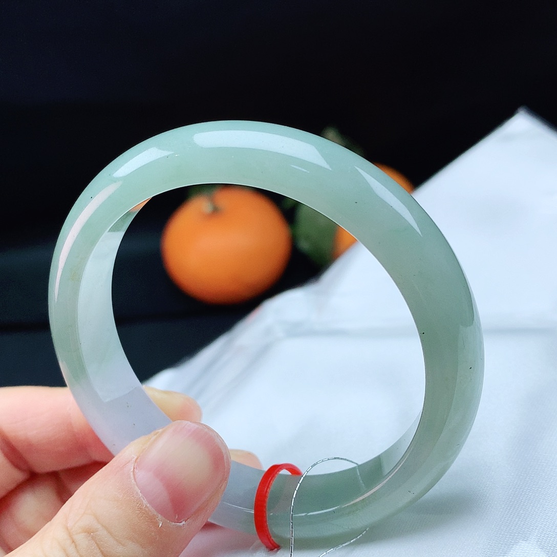 翡翠手镯未镶嵌54+圈