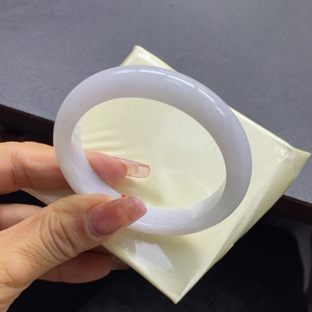 翡翠未镶嵌手镯翡翠