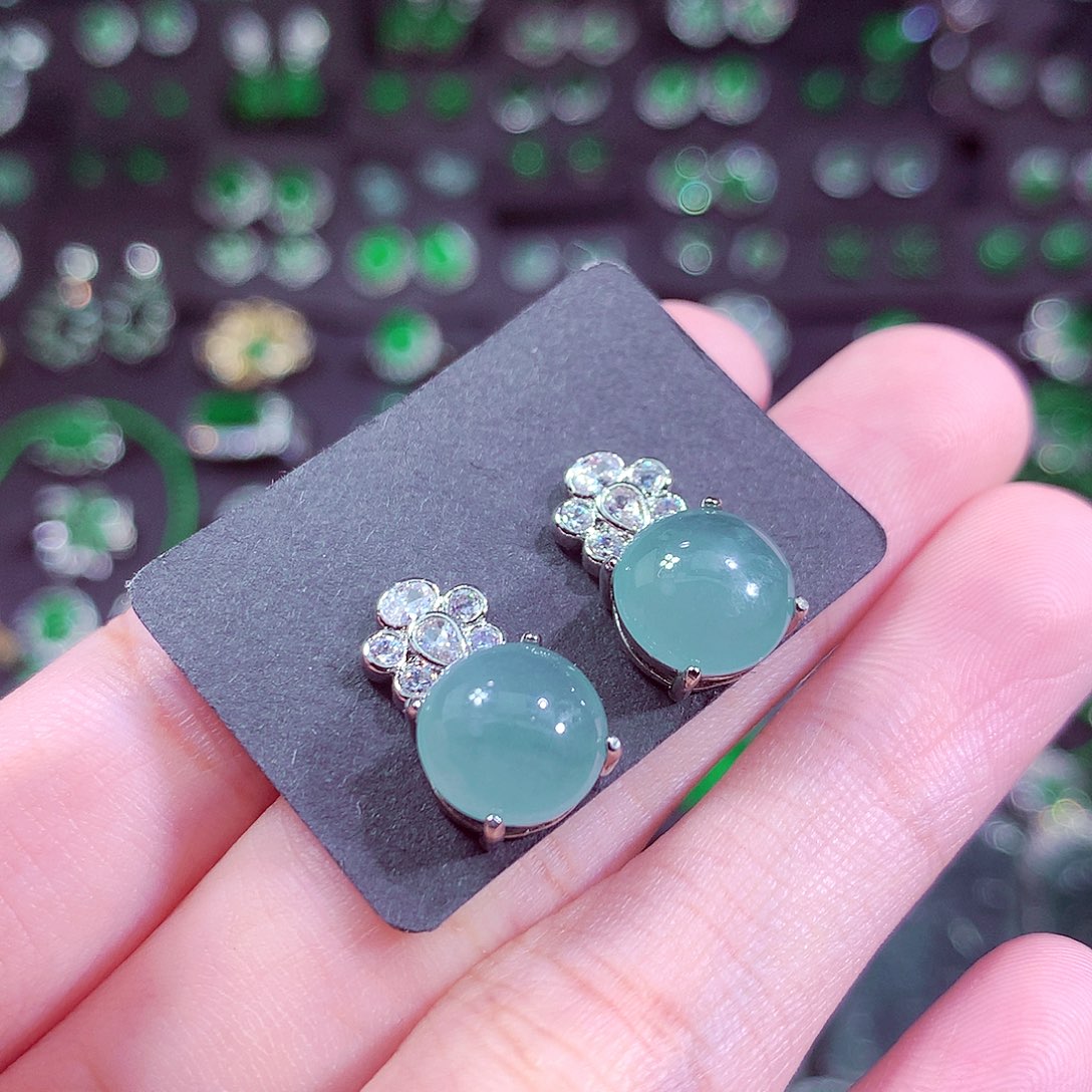 翡翠未镶嵌颈饰天然