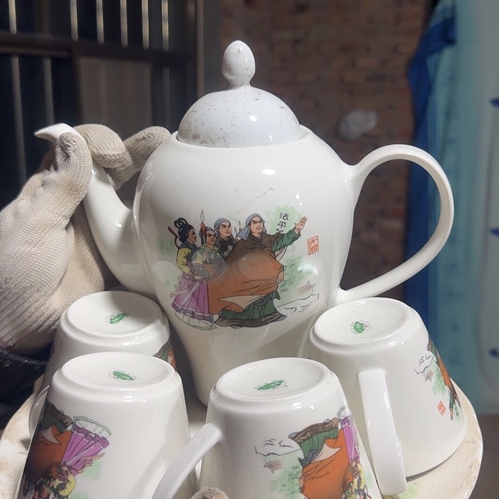 库存微瑕方腊起义多空茶壶一套容量1000毫升