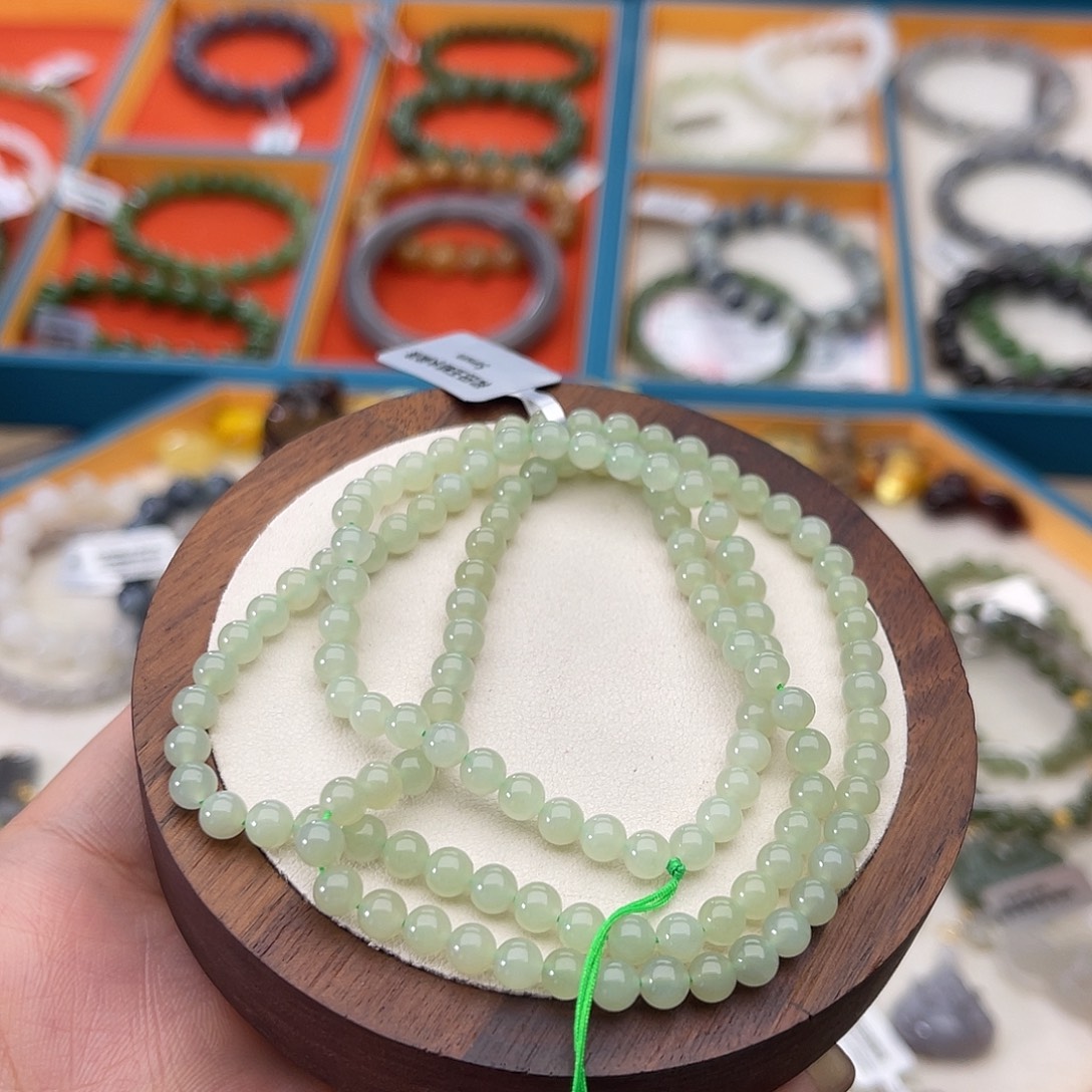 ****李和田玉未镶嵌手串Z2