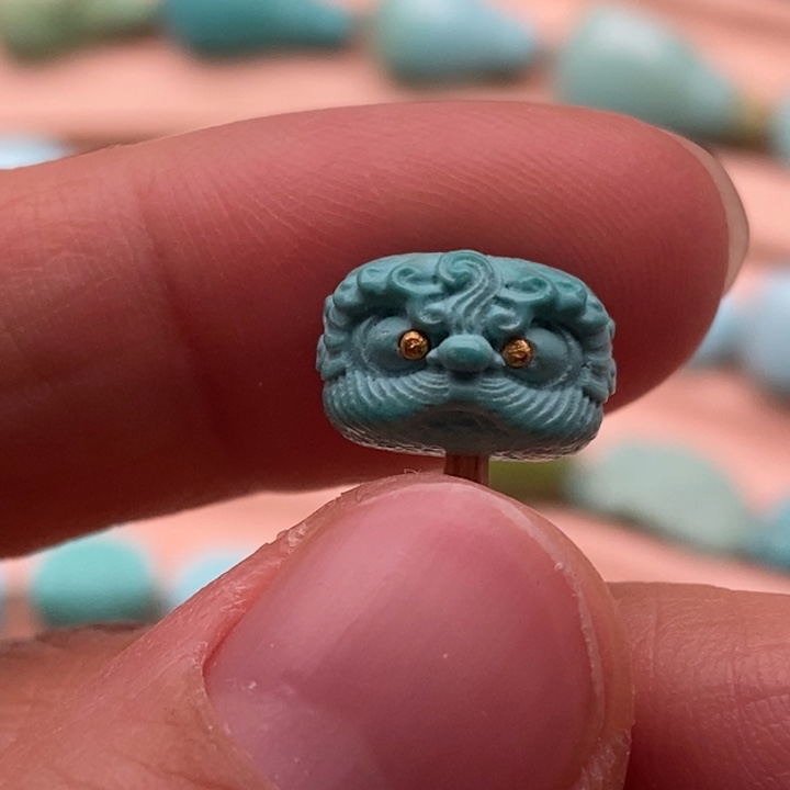 绿松石未镶嵌挂件