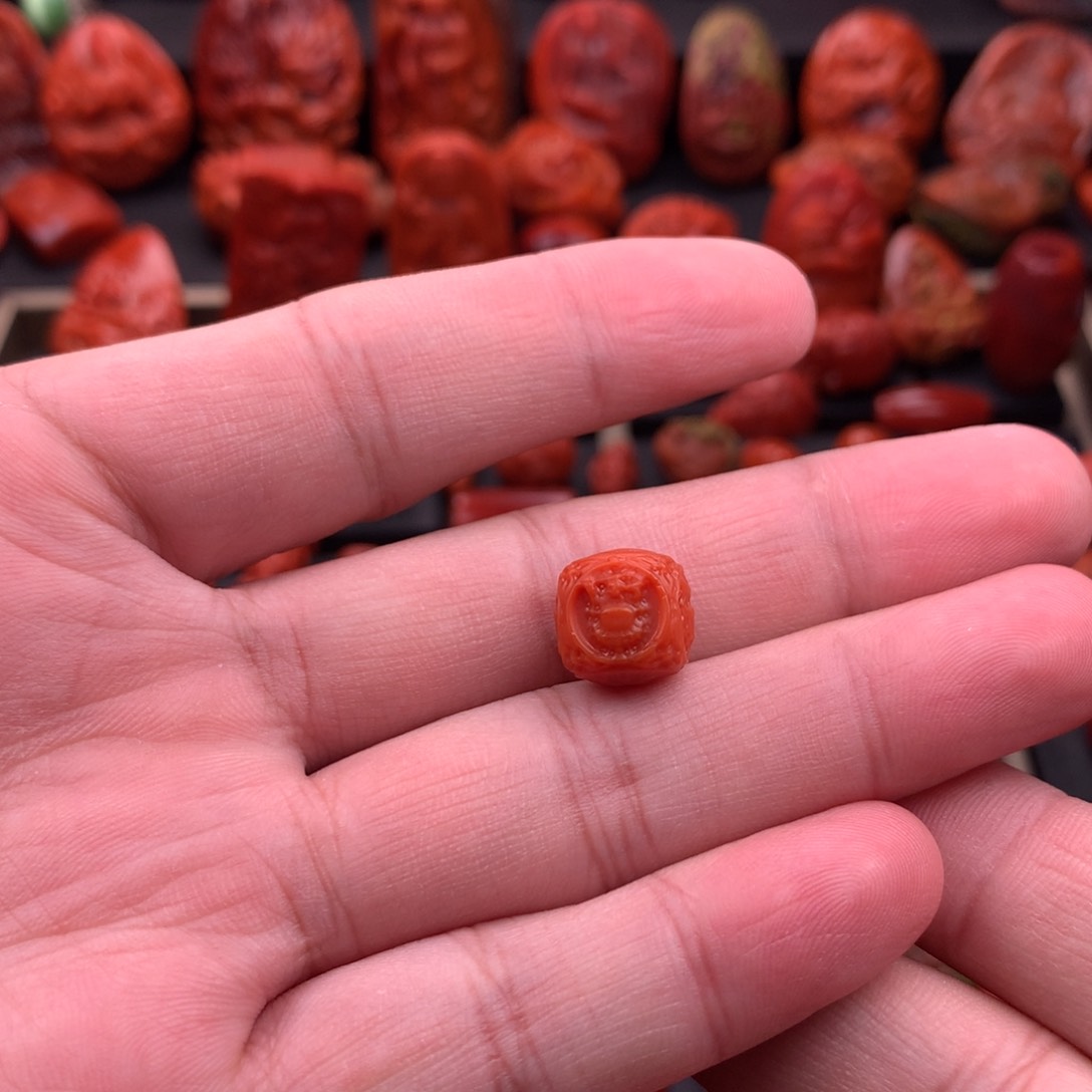 南红玛瑙南红川料无相四方珠12mm➕未镶嵌