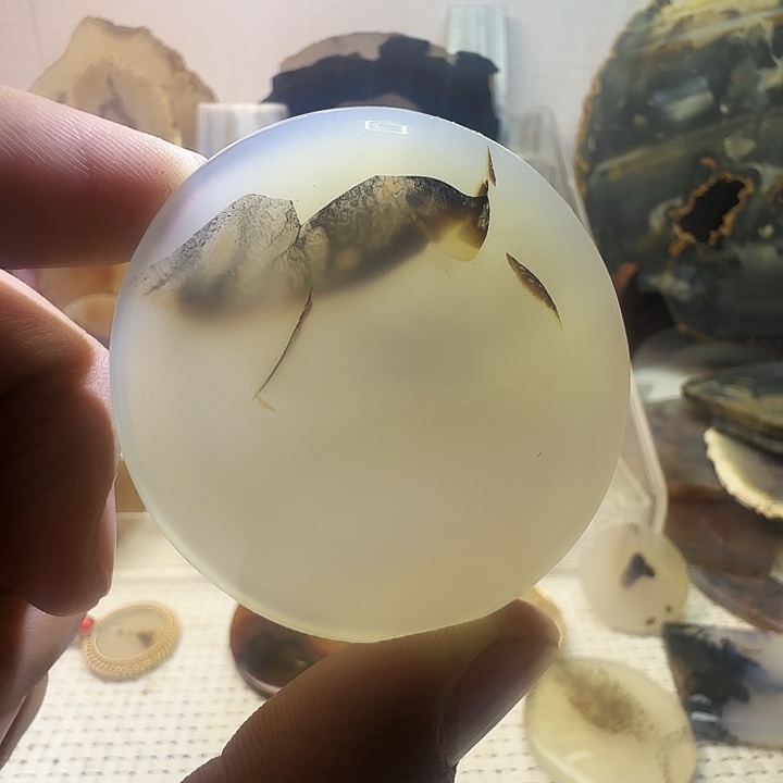 玛瑙/玉髓未镶嵌珠宝奇石