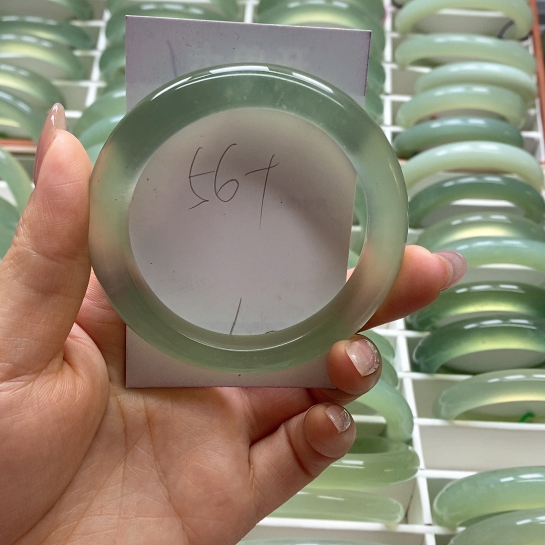 岫玉手镯未镶嵌顺*