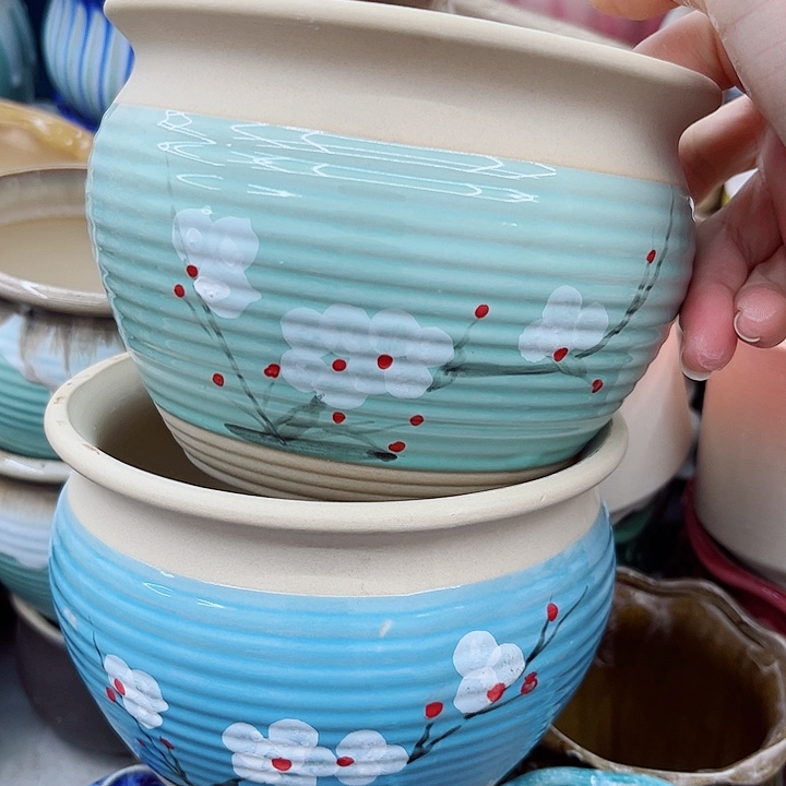 多肉绿植陶瓷花盆9.9包邮，有孔