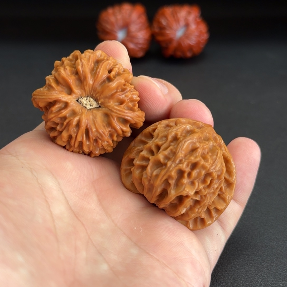 吊坠文玩核桃38凹底龙门涧