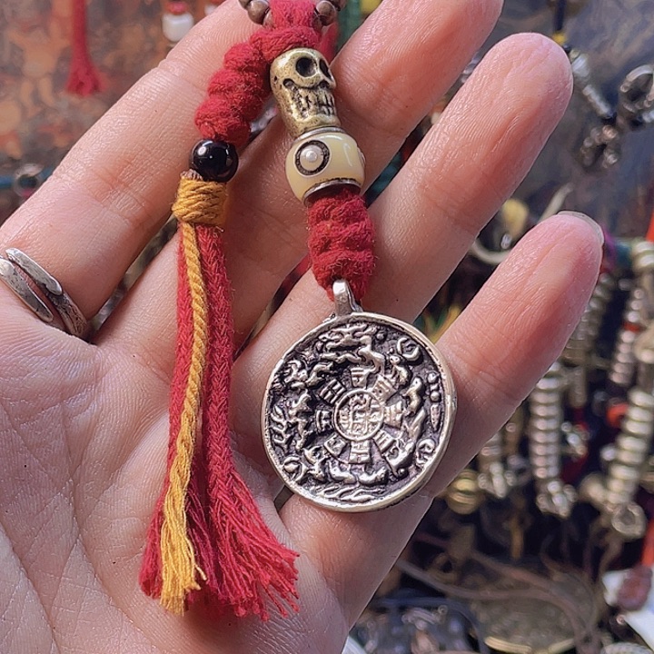 刘****r福利挂件九宫八卦牌子，一个福利，现在