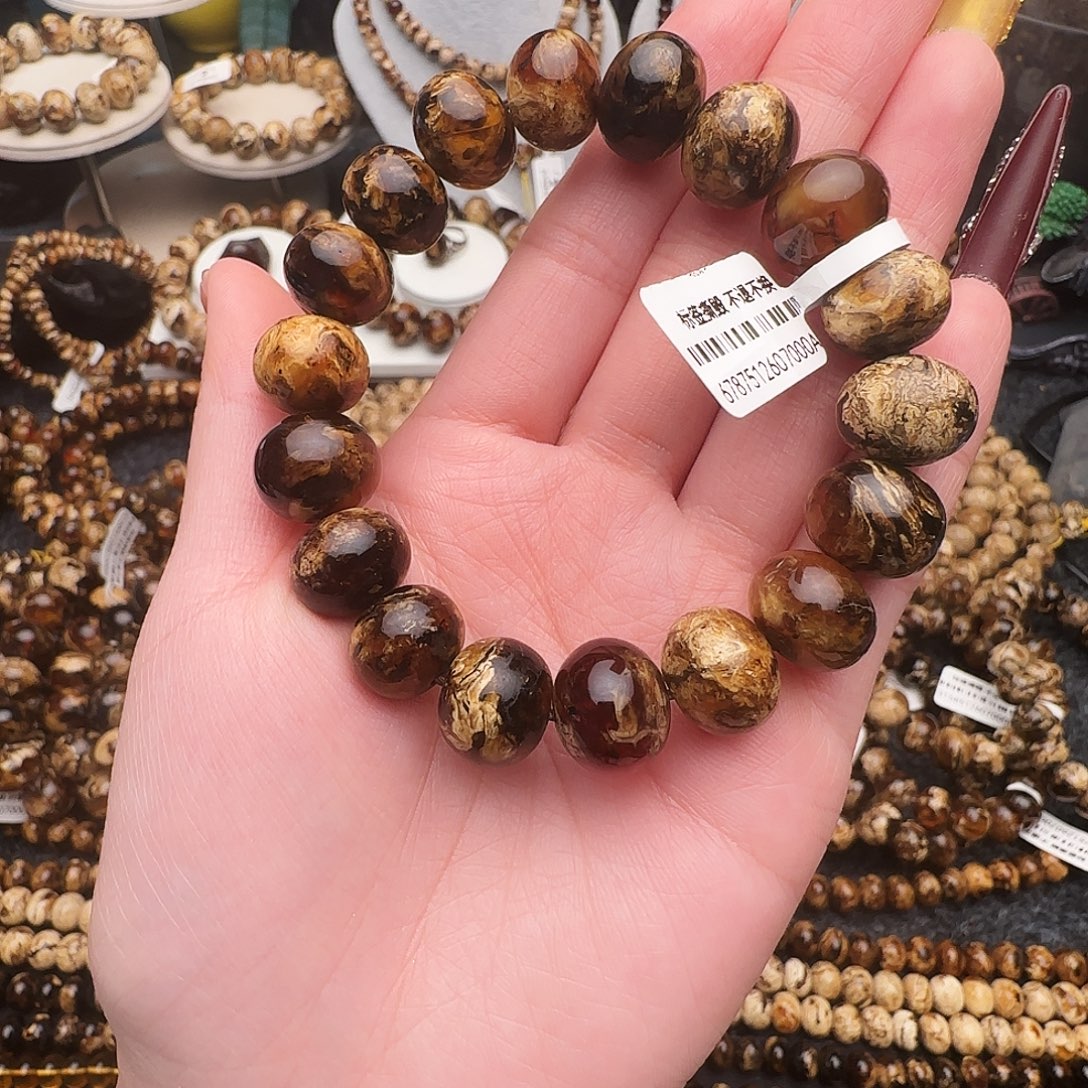 琥珀未镶嵌手链抚顺琥珀