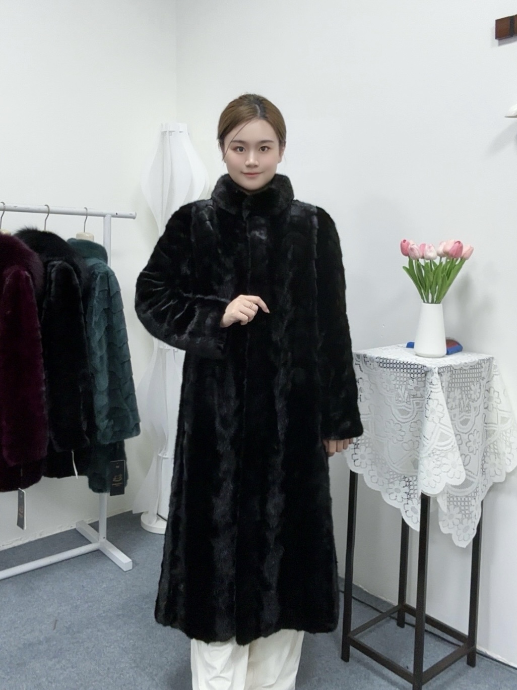 韵佳 新款水貂月牙貂过膝进口整貂时尚大气长款立领皮草外套女