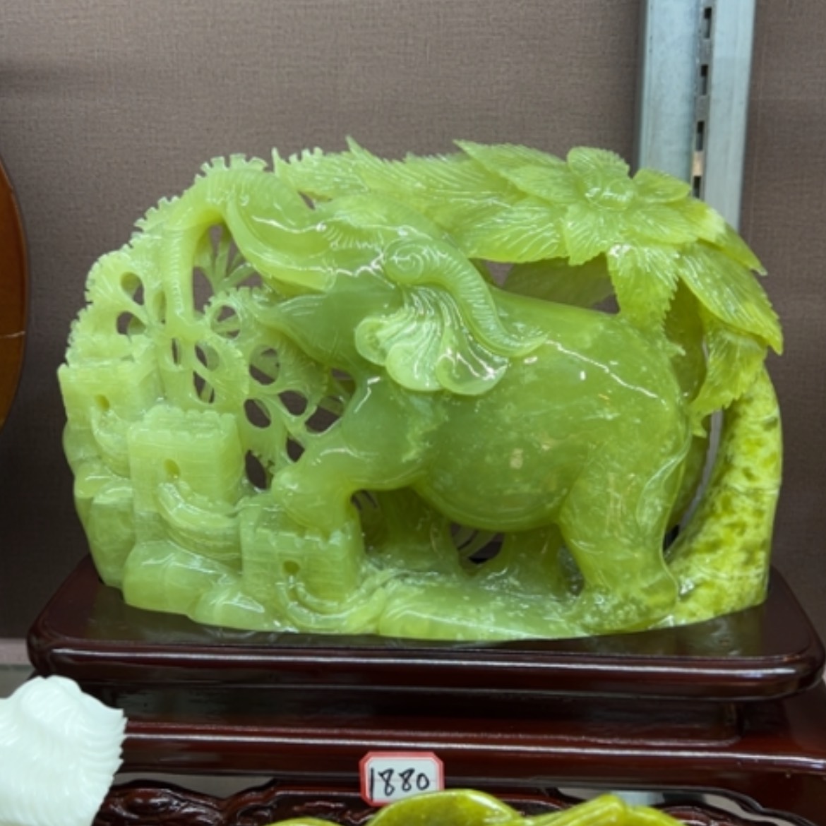 【闪购商品】玉家居摆件走向成功