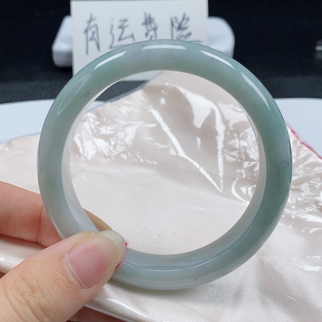 【闪购商品】翡翠手镯未镶嵌266号
