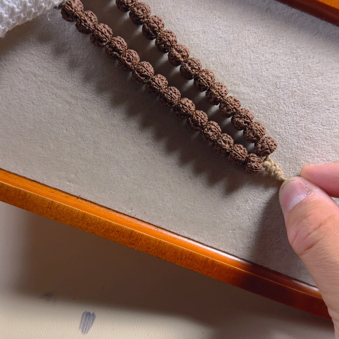 金刚菩提吊坠9.7mm平细手持全品