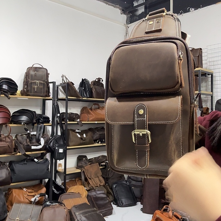 小牛皮（革）牛皮（革）头层牛皮260