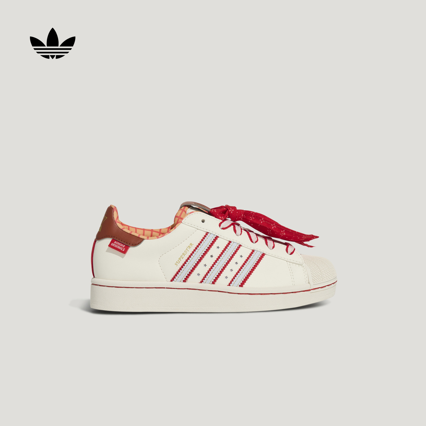 adidas阿迪达斯三叶草大童迪士尼联名经典贝壳头板鞋 KK4472