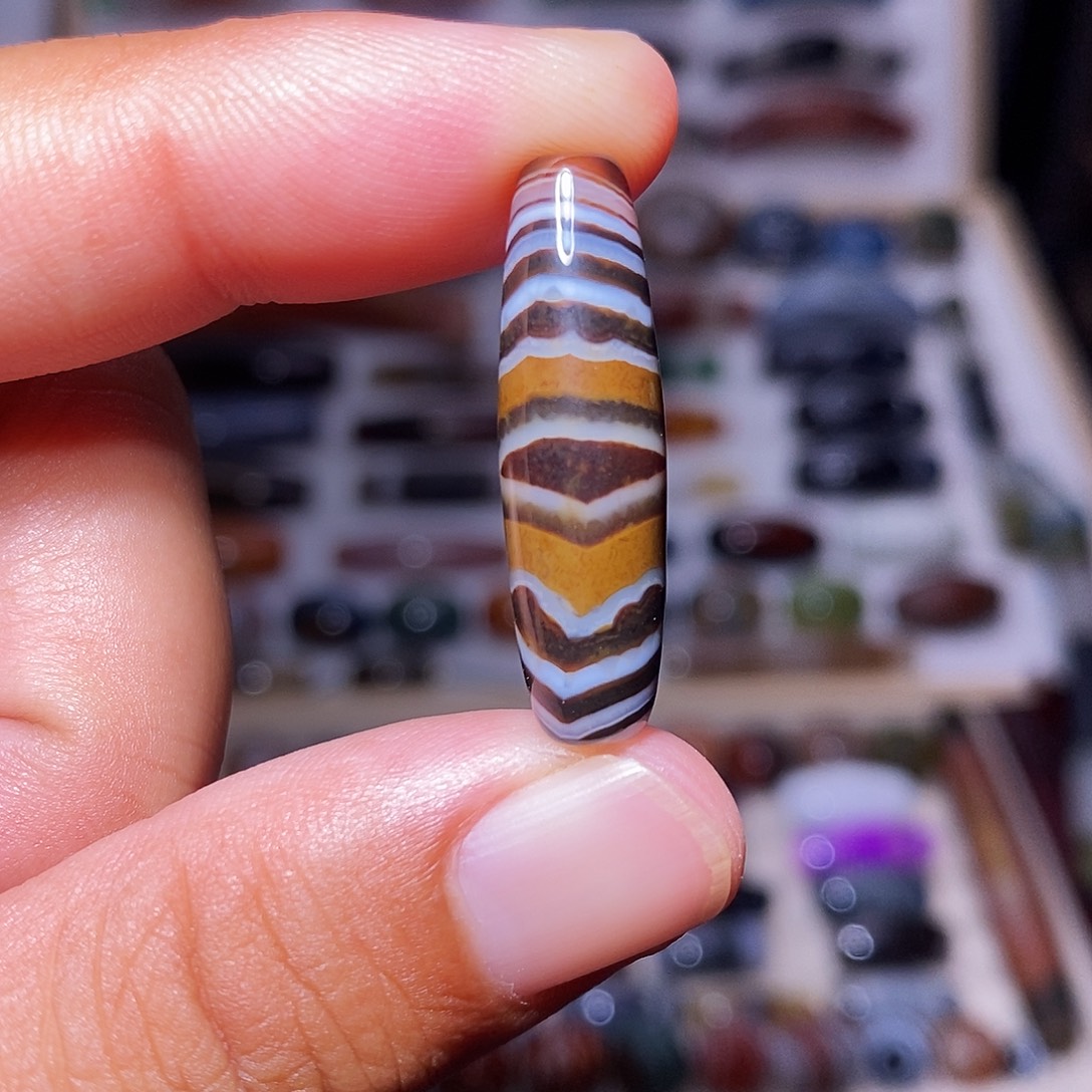 吊坠玛瑙未镶嵌…..