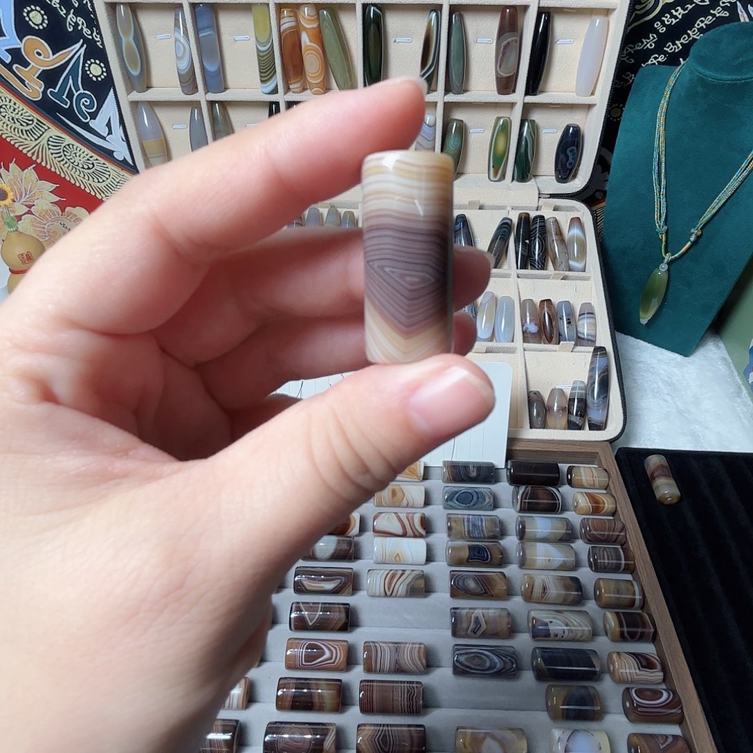 瞌***虫玛瑙/玉髓合金玛瑙