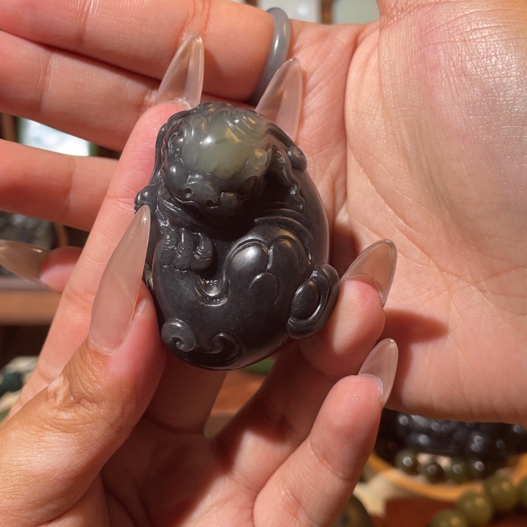 和田玉颈饰未镶嵌清**月