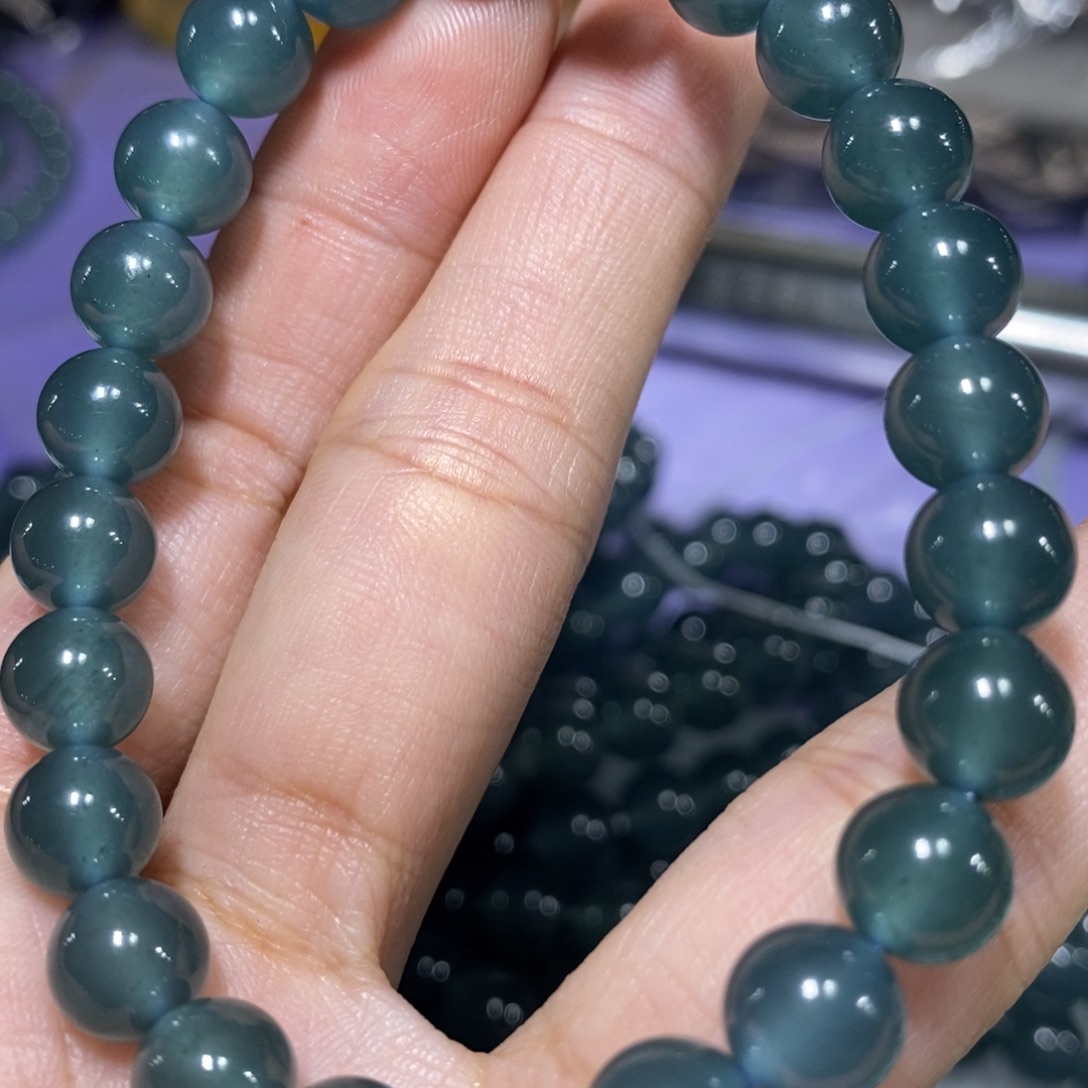 许***！翡翠未镶嵌手串卡7.8