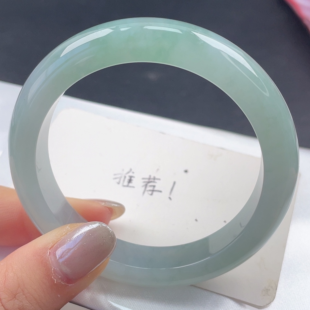 翡翠未镶嵌手镯5657圈口