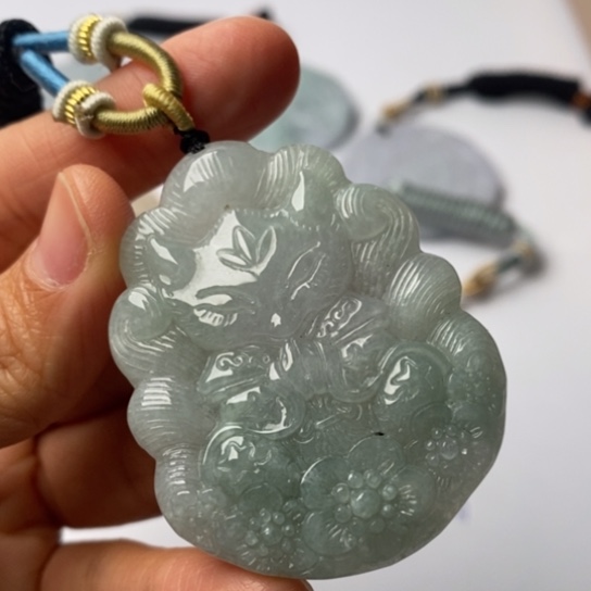 翡翠未镶嵌挂件翡翠