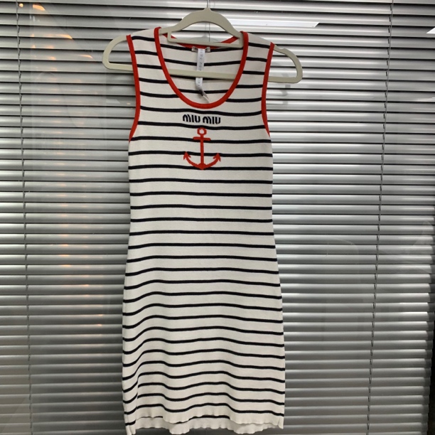 99新 MIU MIU/缪缪 条纹修身连衣裙/38码/E00738