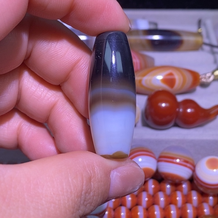 玛瑙/玉髓未镶嵌颈饰