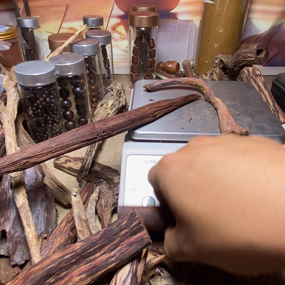 招****降真香海南大叶帝王香