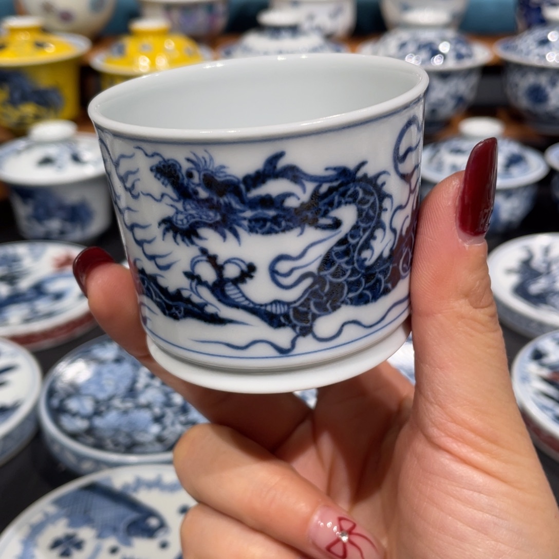 景德镇陶瓷手工艺术