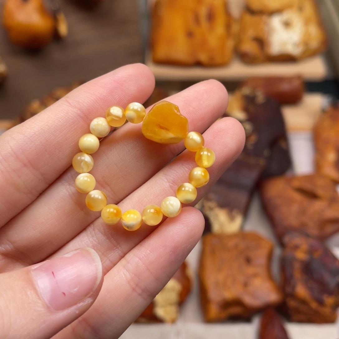 琥珀未镶嵌珠宝奇石