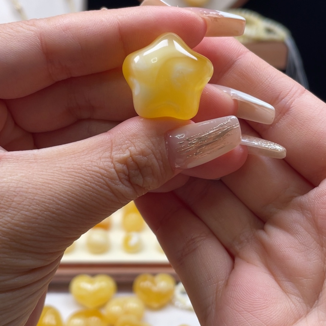 K***.琥珀未镶嵌珠宝奇石