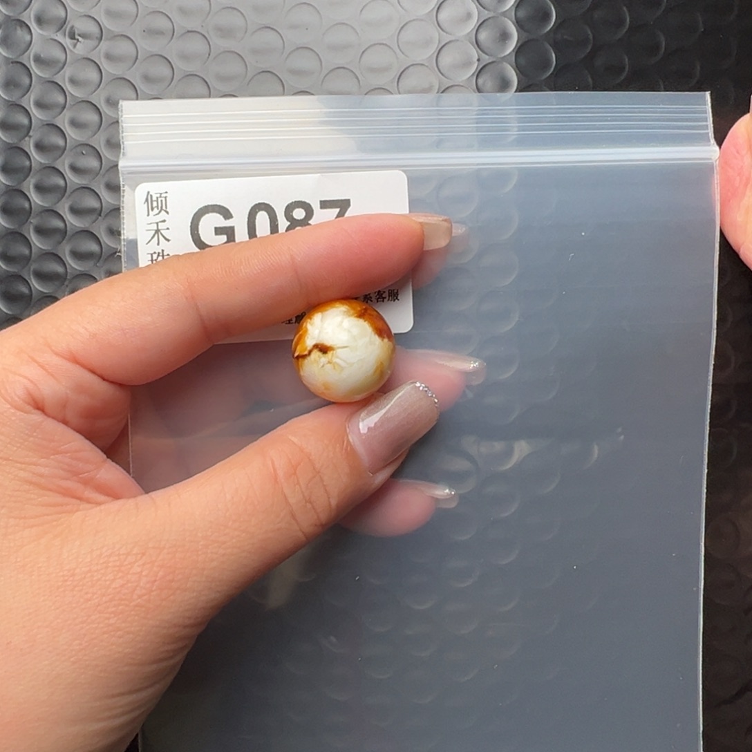 琥珀裸石未镶嵌巨***员琥珀裸石未镶嵌18