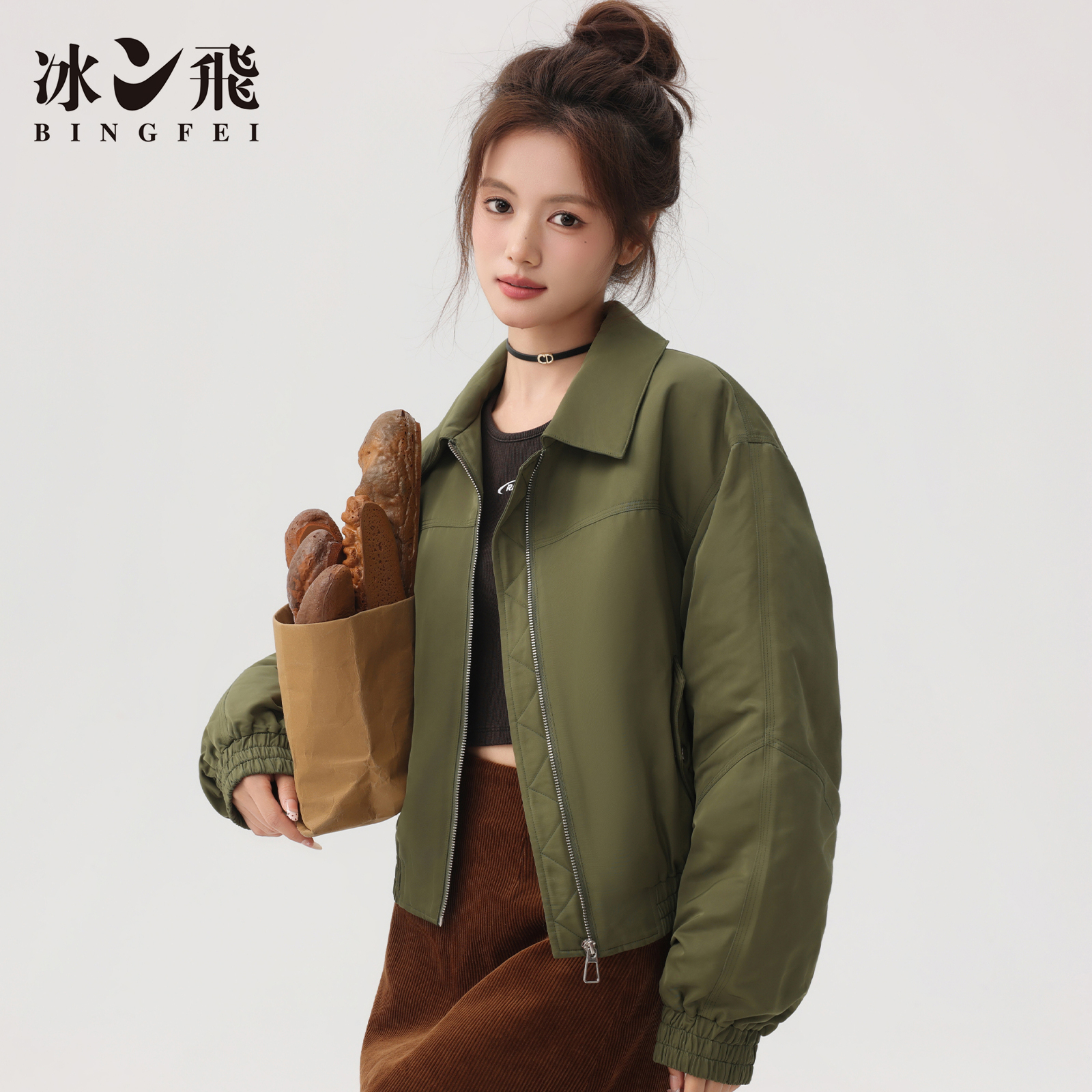 冰飞90白鸭绒羽绒服女短款2025年秋冬肯豆风棒球服羽绒服外套