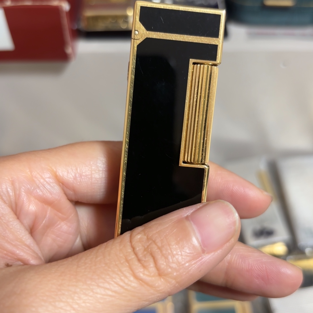 都登卡中古打火机