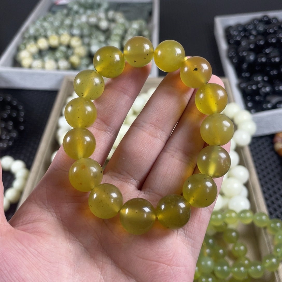 蛇纹石玉未镶嵌手链