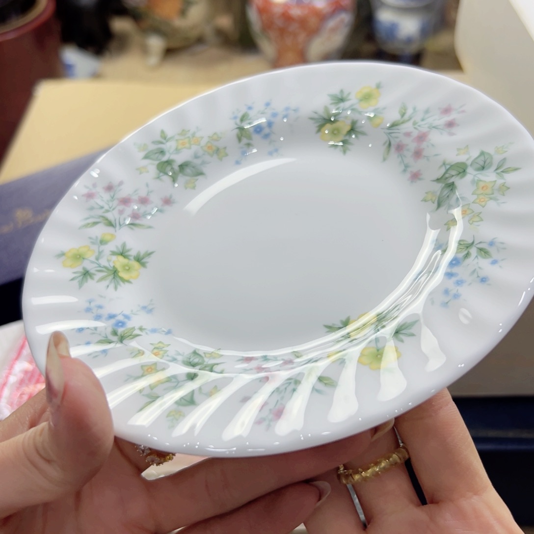 瓷片陶瓷的发展和艺术成就