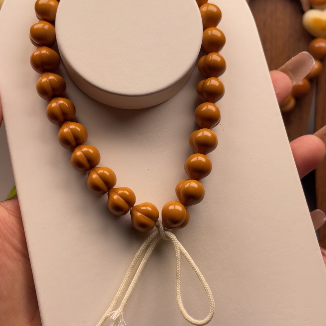 囍****猴头核桃吊坠全品无暇毕业级爱心屁桃10.4左右尺寸手工