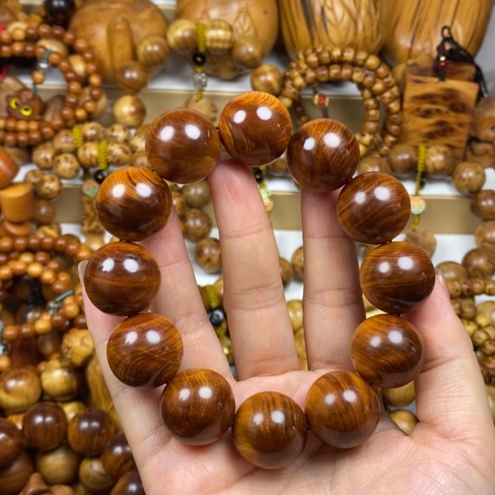 柏木（崖柏）2.0黑骨泥膏舍利沉水