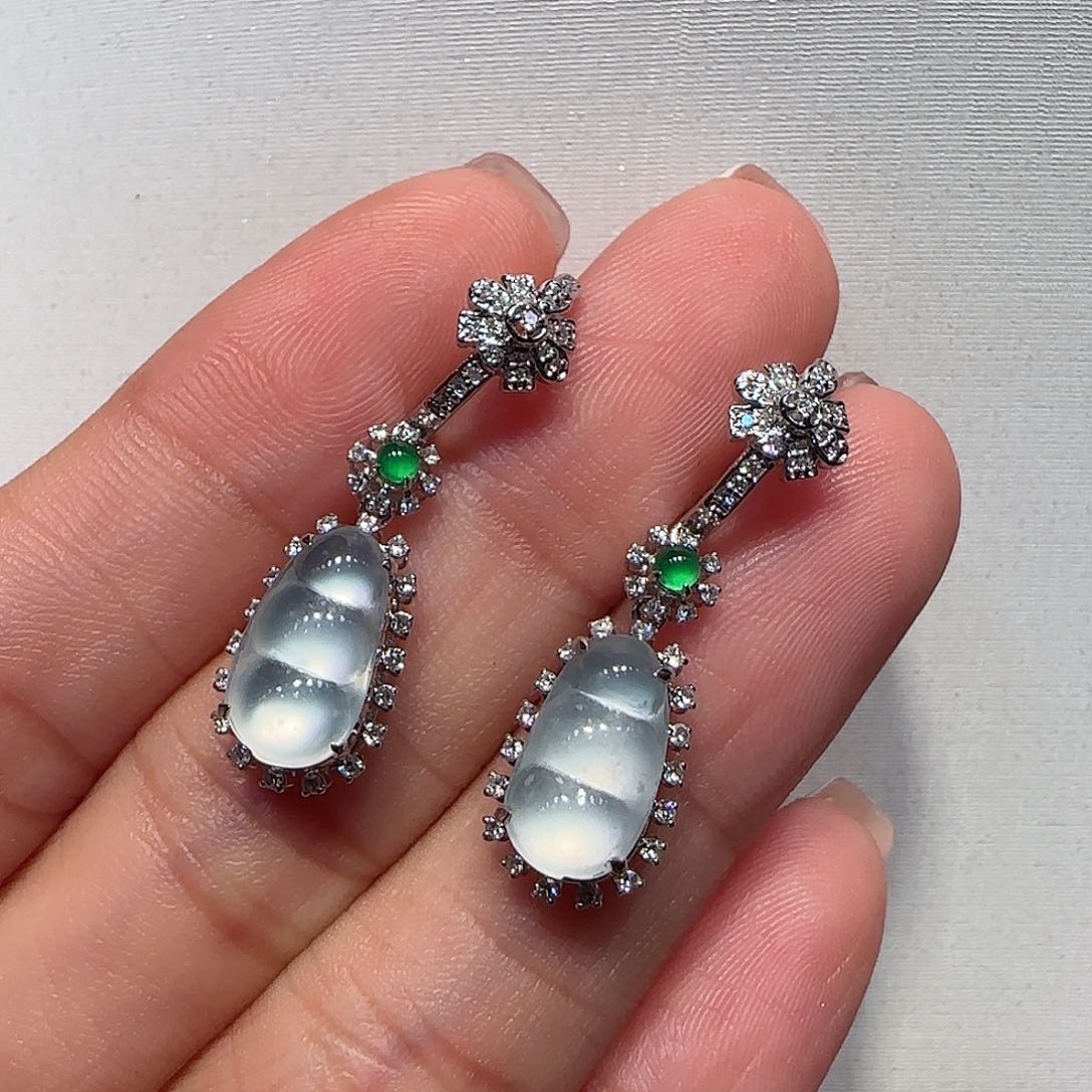 翡翠18K金镶嵌耳坠福豆