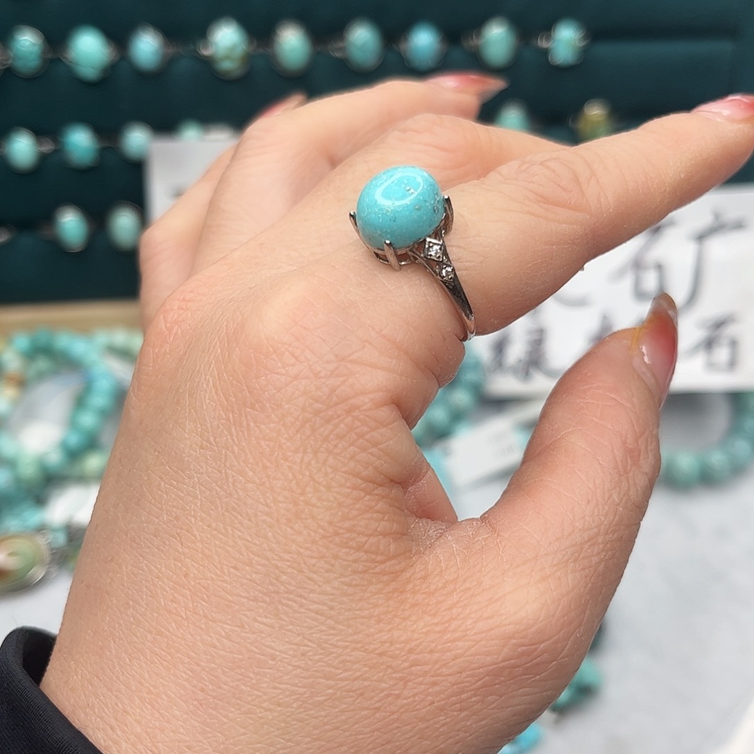 绿松石绿松石未镶嵌