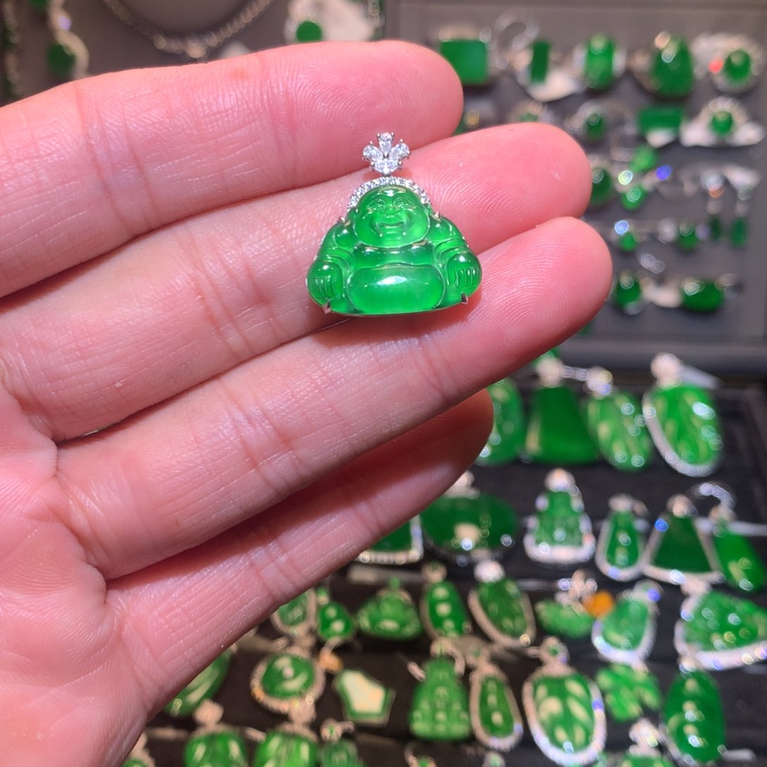 翡翠吊坠(不含链)18K金镶嵌天然翡翠