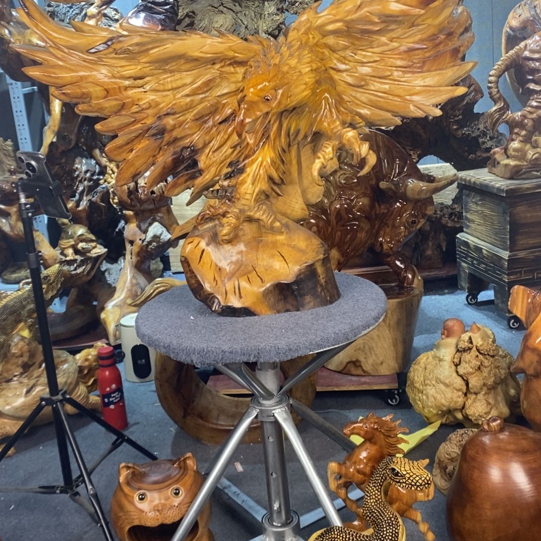 老***)木木雕摆件香樟木老鹰